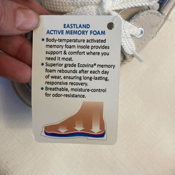 EASTLAND BONE CANVAS BOAT SHOES.  NEW IN BOX - Picture 4 of 9